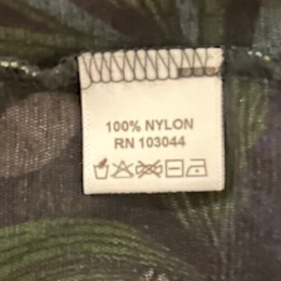 Beautiful XS Petit Pois Mesh Top - Picture 3 of 3